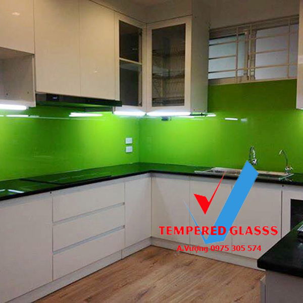 Kính màu ốp bếp cho chung cư | 0975.305.574