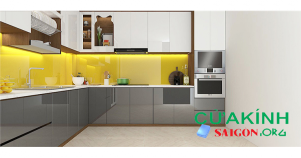 Kính ốp bếp nhà ở tại quận 7 - CỬA KÍNH SÀI GÒN