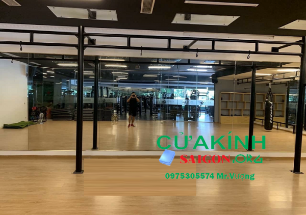 Kính thủy trang trí phòng tập Gym -Yoga | 0975.305.574 