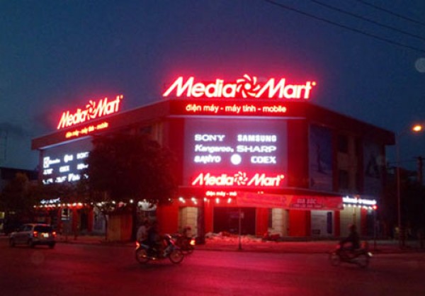 Làm biển quảng cáo hộp đèn 3M