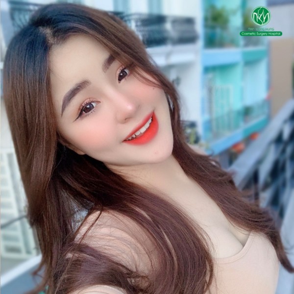 Làm thế nào để ngực bớt chảy xệ