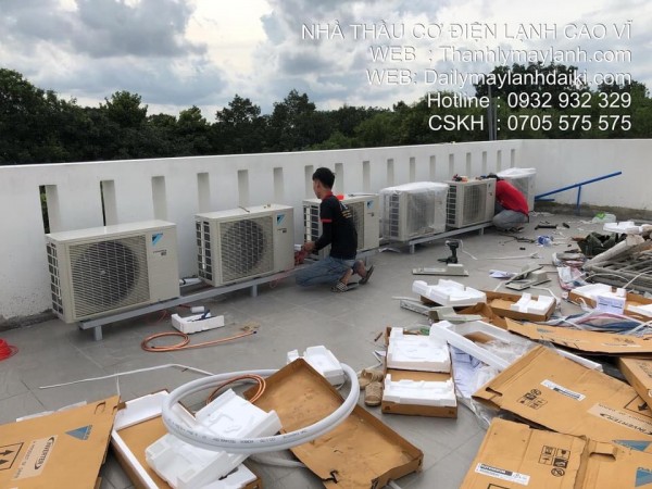 Lắp điều hòa tại nhà ở Tân Phú - 0932.932.329