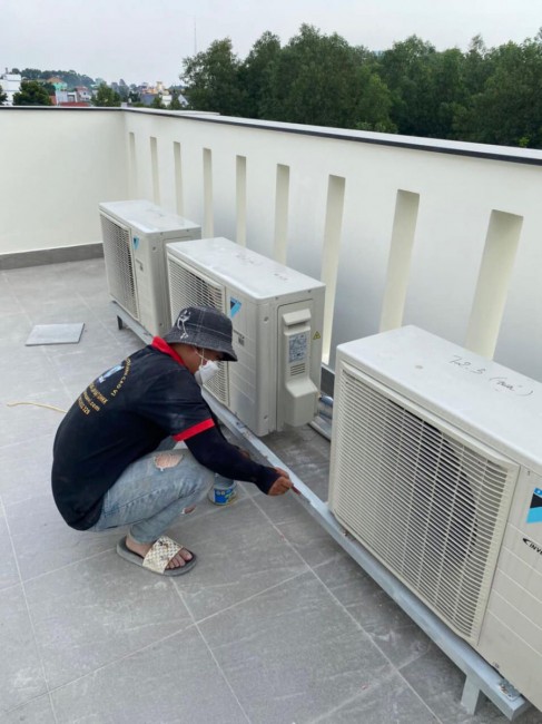 Lắp máy lạnh Bình Tân tận nơi - 0932.932.329