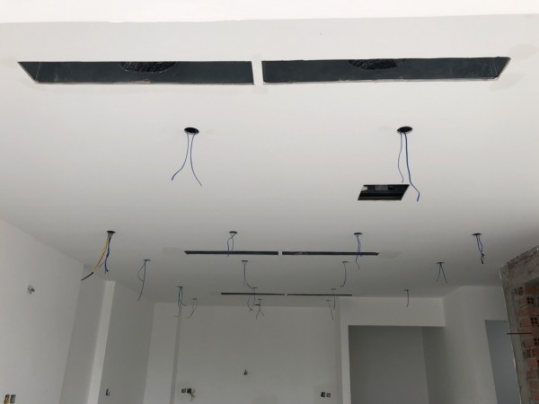 Lắp máy lạnh giấu trần nhà hàng Tân Phú | 0932.932.329