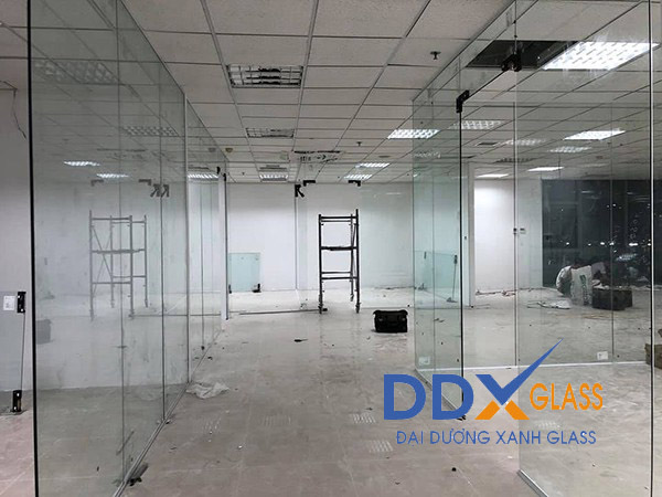 Lắp vách kính cường lực ở Đông Anh‎ | 0972836159