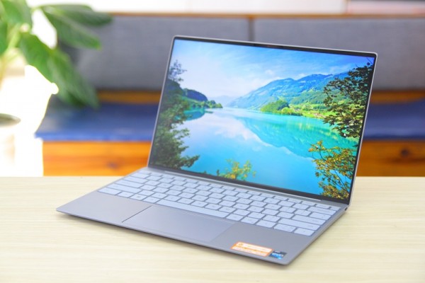 Laptop Dell XPS 9315 sở hữu rẻ không?
