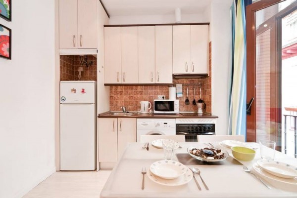 Lựa chọn nội thất cho phòng bếp nhỏ