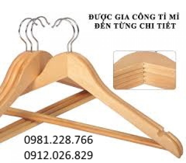 Lưu ý khi chọn móc treo quần áo bằng gỗ sang trọng