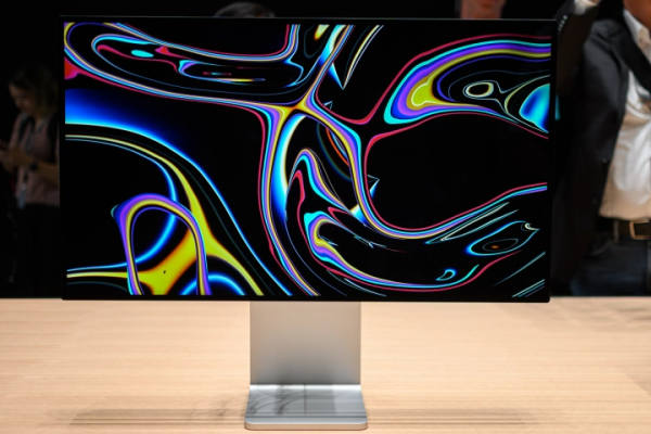 Màn hình Studio tiếp theo của Apple có thể sử dụng tấm nền QD-OLED