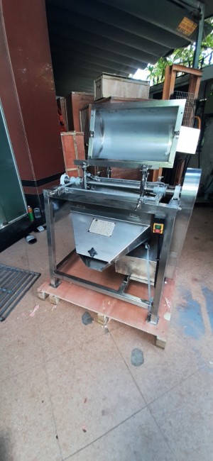 Máy chà quả, máy chà quả tách hạt, máy chà quả nhàu, máy chà quả cà chua tách hạt