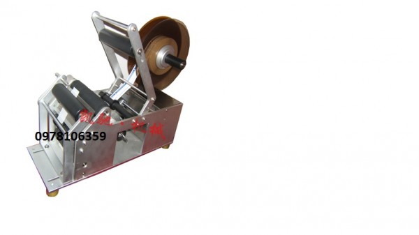 Máy dán nhãn decal chai tròn Mt50, máy dán nhãn chai nhựa pet