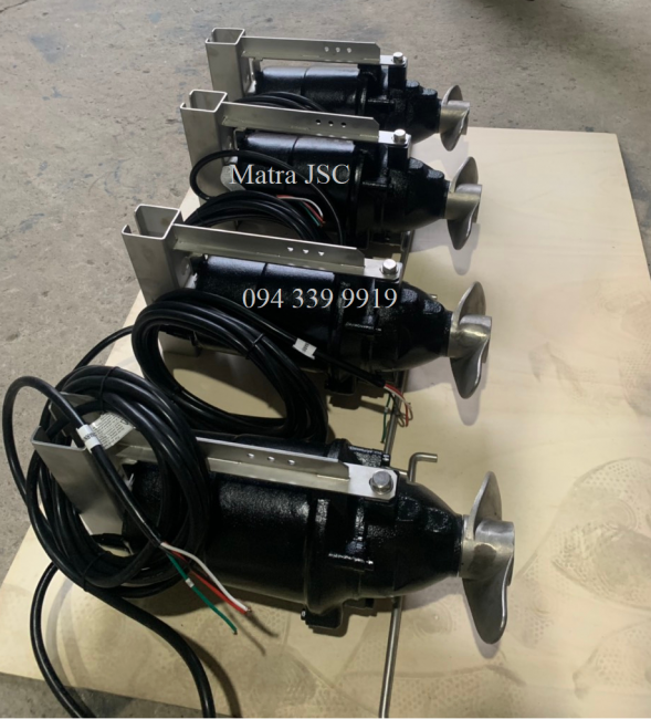 Máy khuấy chìm Tsurumi MR21NF400 Nhật Bản bán giá rẻ nhất tại Matra Quốc tế hotline 094 339 9919