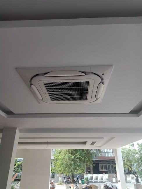 Máy lạnh Daikin FCF âm trần được sử dụng loại gas dẫn lạnh mới nhất 