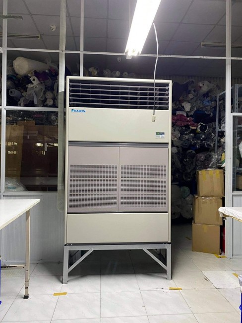 Máy lạnh tủ đứng daikin đặt sàn nối ống gió FVGR250 