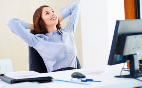 Mẹo giảm cân hiệu quả cho cô nàng văn phòng