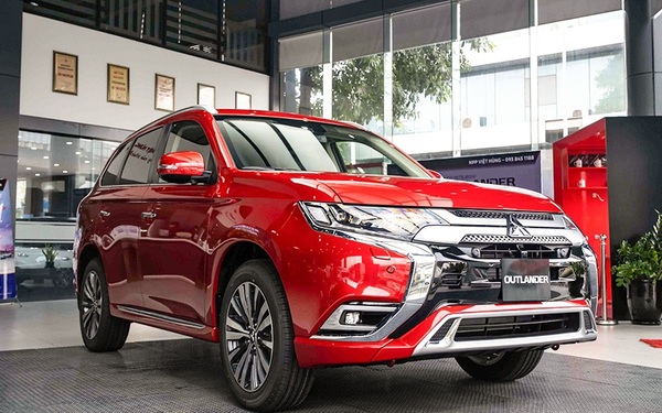 Mitsubishi Outlander 2.0 2022 - Mẫu xe CUV - xe 7 chỗ cho gia đình