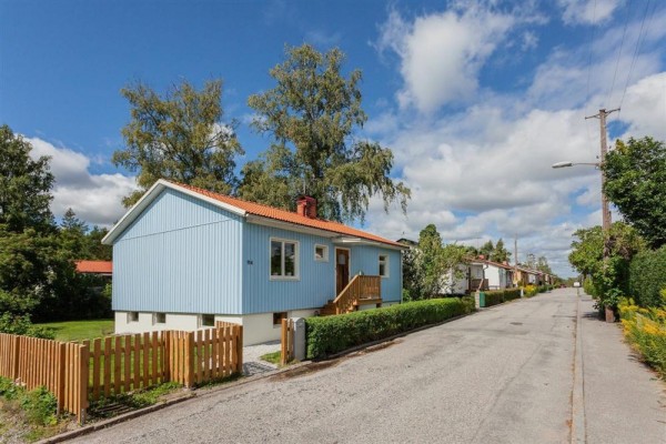 Ngôi nhà đơn sơ bên ngoài, hiện đại bên trong