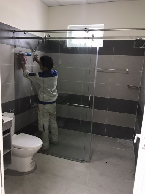 Nhận lắp đặt vách kính nhà tắm chất lượng - 0908852130
