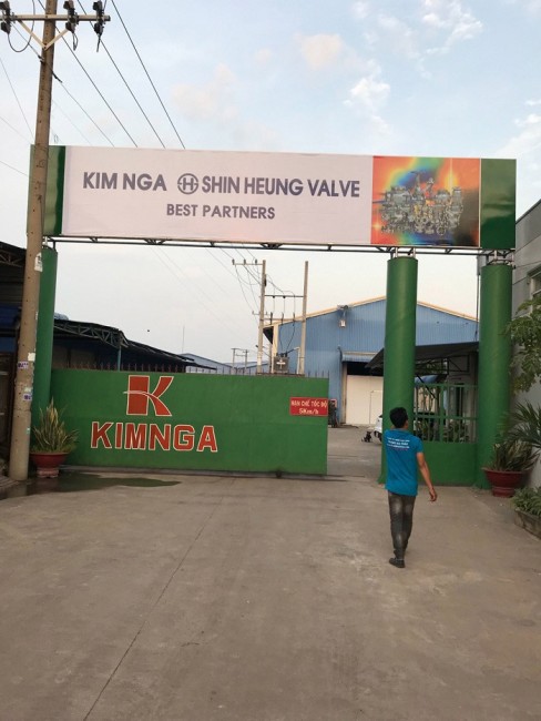 Nhận thi công máy lạnh âm trần LG cho nhà xưởng trọn gói giá rẻ