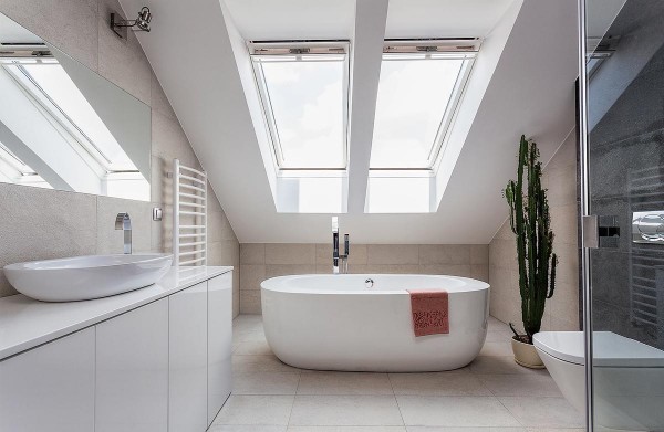 Những lí do khiến phòng tắm gác mái trở nên thu hút