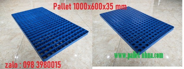 Pallet nhựa không chân chuyên lót sàn