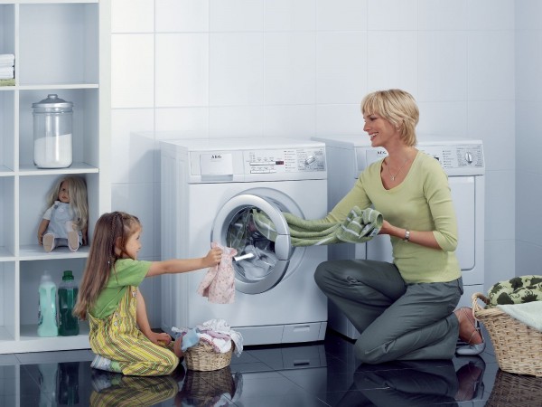 Quần áo sẽ tăng độ bền nếu sử dụng máy giặt hiệu quả