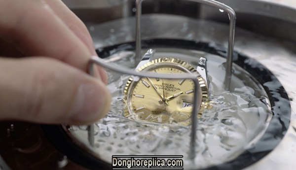 Quy trình, kỹ năng và cách chế tác đồng hồ vàng khối Rolex