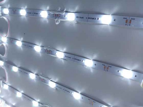 Sản phẩm đèn led thanh 1m mới nhất 2022 có những gì mới