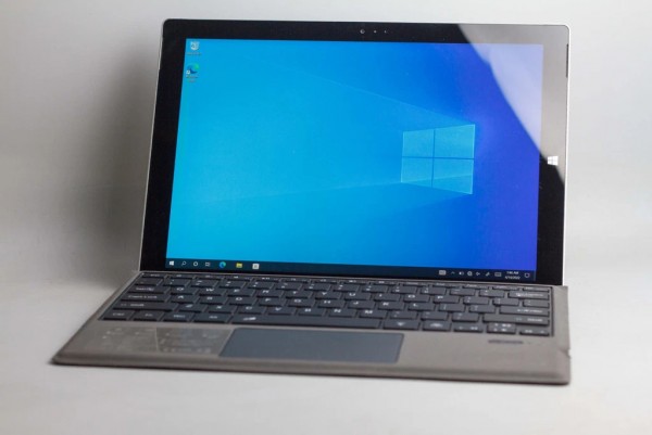 Surface Pro 3 | SSD 512GB | core i7 | RAM 8GB | 97% - IMI19054