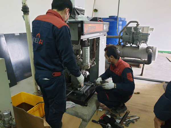 Tại sao phải bảo dưỡng máy nén khí Hitachi định kỳ​