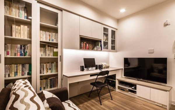 Tạo phong cách nữ tính, trẻ trung và sành điệu cho phòng làm việc