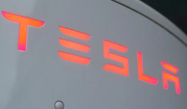 Tesla tăng lượng giao xe trong quý đầu tiên của năm lên 36%