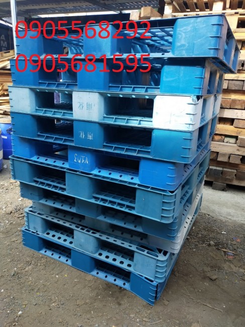 Thanh lý palelt nhựa đen, pallet nhựa xanh giá siêu rẻ chỉ từ 95k 0905681595