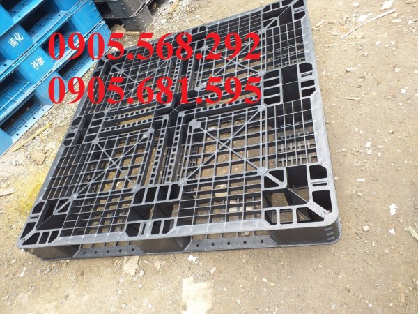 Thanh lý pallet nhựa đen giá rẻ 0905681595