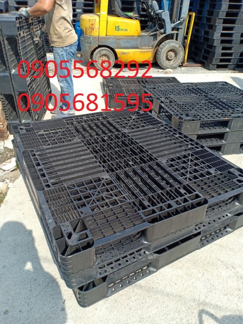 Thanh lý pallet nhựa pallet nhưa đen tại Đà Nẵng giá cực rẻ 0905681595