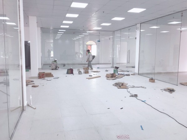 Thợ thi công vách ngăn kính văn phòng | 0908852130 Mr.An