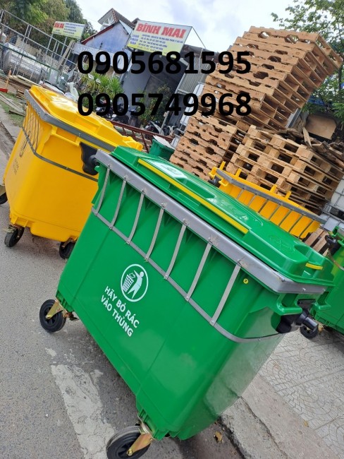 Thùng rác 240L giá rất TÊ tại Đà Nẵng 