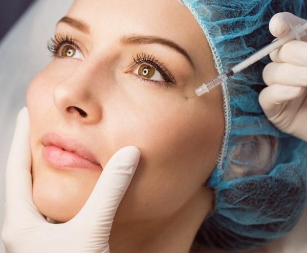 Tìm hiểu căng da mặt có nguy hiểm không