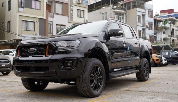 Tìm hiểu phiên bản giá rẻ của Ford Ranger 2023 tại Thái Lan