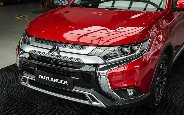 Tìm hiểu và đánh giá Mitsubishi Outlander 2.4 CVT Premium 2022