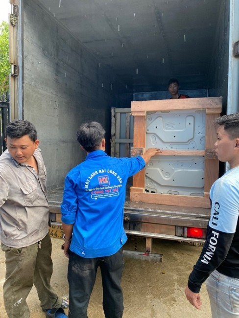 Tin bất ngờ về khả năng tiết kiệm điện của máy lạnh tủ đứng Daikin và LG