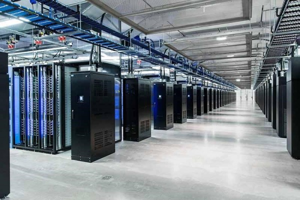 Tối ưu hóa việc sử dụng năng lượng và vận hành các trung tâm dữ liệu