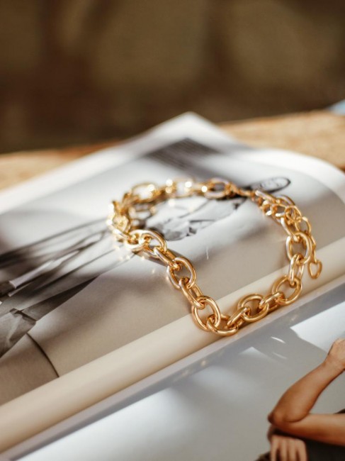 Top 10 mẫu nhẫn vàng nữ đẹp nhất - Nét đẹp từ sự đơn giản