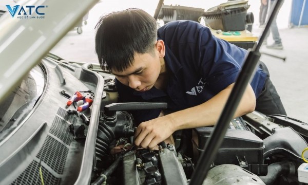Top 5 trường dạy nghề sửa chữa ô tô uy tín nhất tại TPHCM