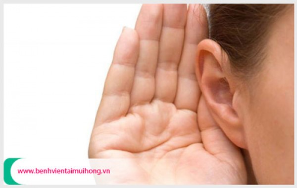 Triệu chứng của bệnh viêm tai giữa
