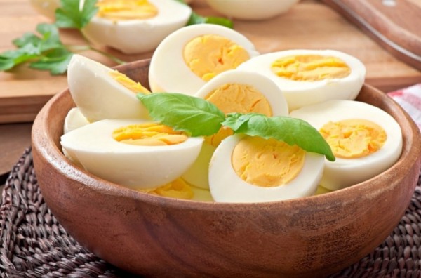 Trứng luộc là thực phẩm giảm cân đơn giản