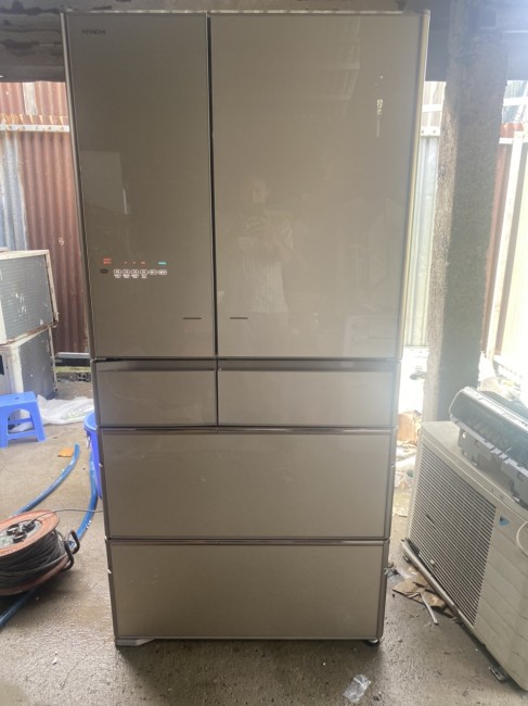 Tủ Lạnh Gương Nội Địa Hitachi R-X7300 đời mới 2015