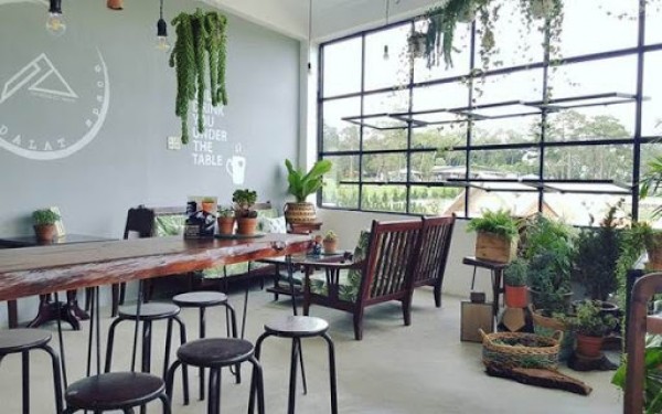 tư vấn thi công làm biển quảng cáo tại hà đông