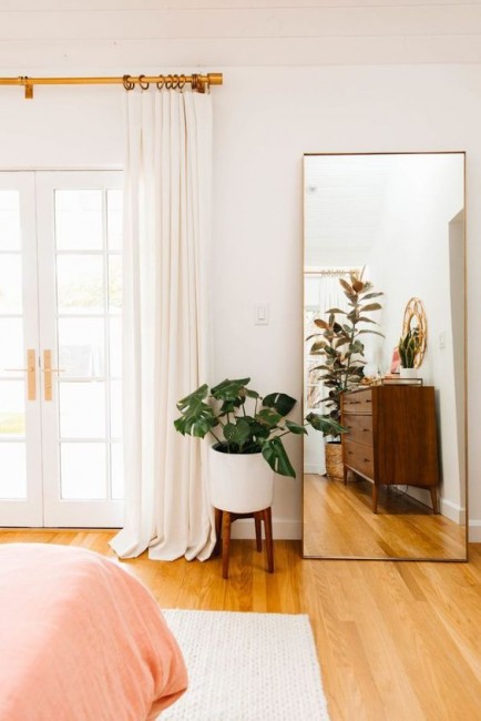 Tuyệt chiêu sử dụng rèm treo linh hoạt, tăng diện tích căn phòng