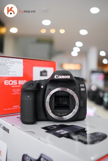 Ưu đãi khủng tại Kyma - Mua máy ảnh Canon 80D giá nay chỉ còn 20,390,000 VNĐ